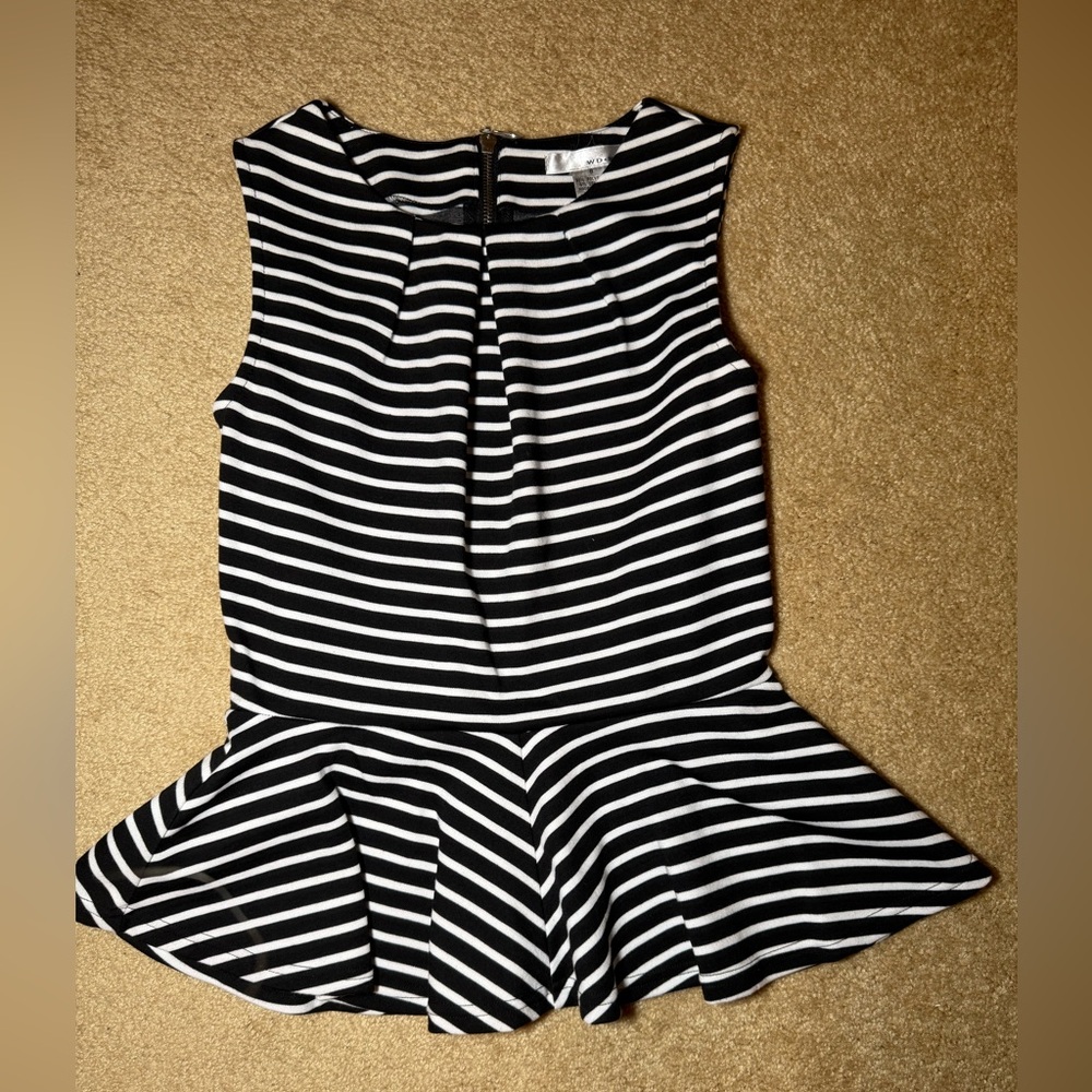 WD.NY Monochrome Striped Top